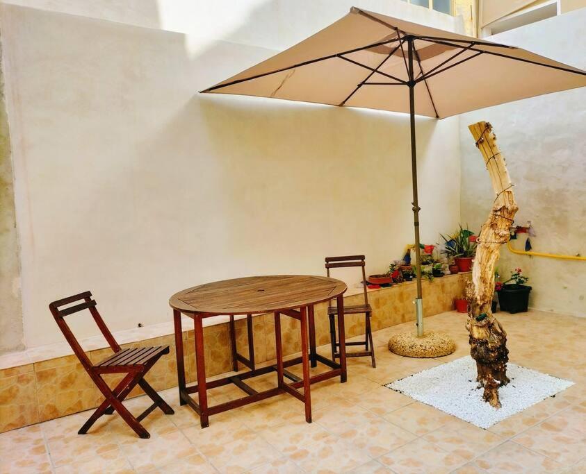 Casa Marta Lägenhet Cagliari Exteriör bild